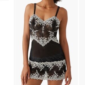 Wacoal Embrace Lace Chemise